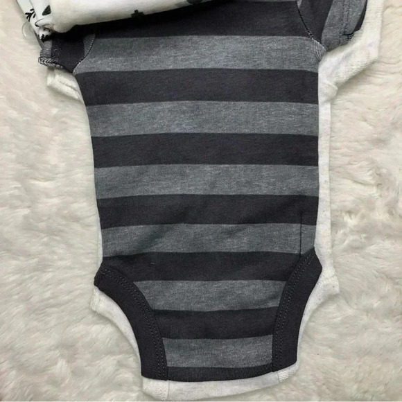 Gerber 3 Pack  Onesies New With Tags Size Preemie - Picture 12 of 16